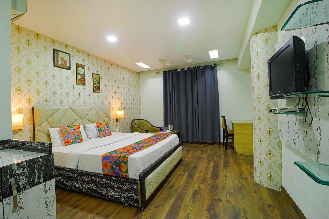 Fabhotel Prime Z Grand Ludhiana Buitenkant foto